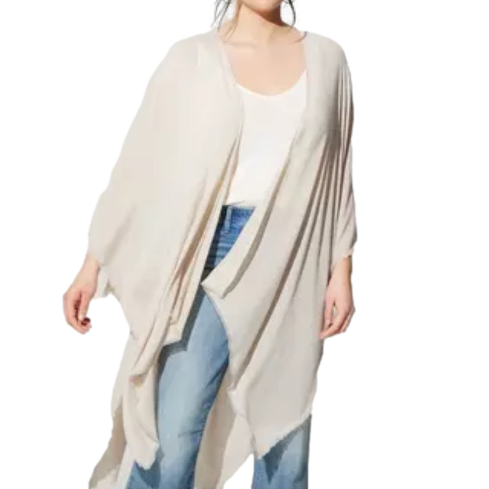 VINCE CAMUTO Women’s Cream Ecru sweater poncho knit shawl ONE SIZE NWT